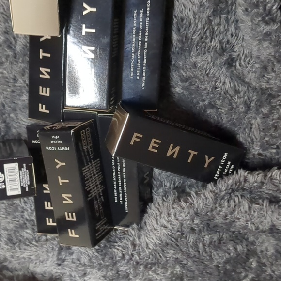 FENTY ICON "The Case" Two-piece Empty Refillable Case, Metallic Nude - Picture 2 of 7